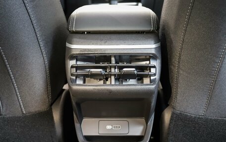 Geely Emgrand, 2024 год, 2 393 990 рублей, 14 фотография