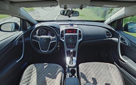 Opel Astra J, 2012 год, 815 000 рублей, 9 фотография