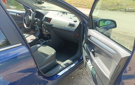 Opel Astra H, 2007 год, 550 000 рублей, 15 фотография