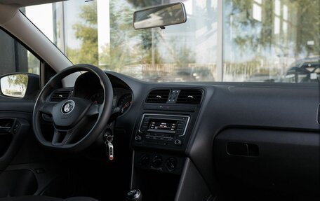 Volkswagen Polo VI (EU Market), 2018 год, 1 017 000 рублей, 10 фотография