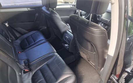 Volkswagen Touareg III, 2011 год, 1 540 000 рублей, 7 фотография