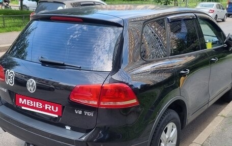Volkswagen Touareg III, 2011 год, 1 540 000 рублей, 3 фотография