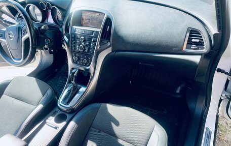 Opel Astra J, 2011 год, 639 000 рублей, 23 фотография