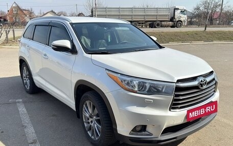 Toyota Highlander III, 2014 год, 3 050 000 рублей, 3 фотография