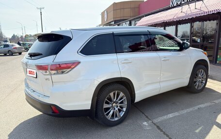 Toyota Highlander III, 2014 год, 3 050 000 рублей, 5 фотография