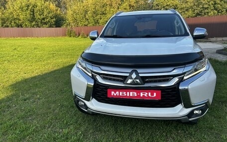 Mitsubishi Pajero Sport III рестайлинг, 2018 год, 3 190 000 рублей, 6 фотография