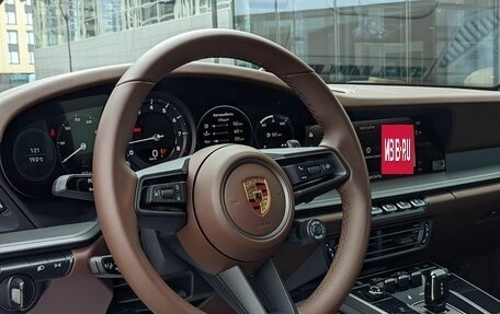 Porsche 911, 2024 год, 18 400 000 рублей, 22 фотография