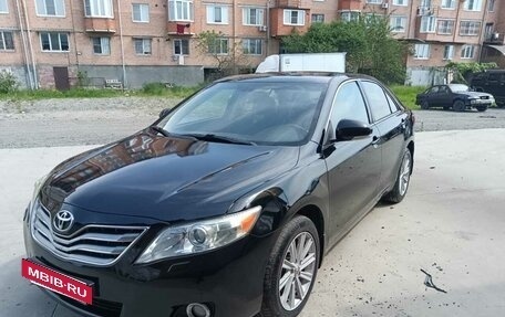 Toyota Camry, 2010 год, 140 000 рублей, 3 фотография