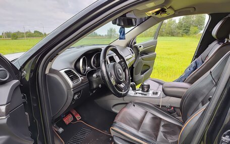 Jeep Grand Cherokee, 2011 год, 1 700 000 рублей, 12 фотография