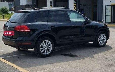 Volkswagen Touareg III, 2016 год, 3 000 000 рублей, 4 фотография