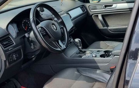 Volkswagen Touareg III, 2016 год, 3 000 000 рублей, 11 фотография