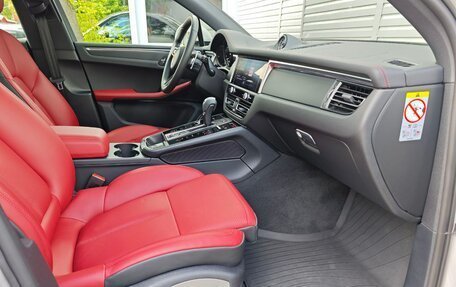 Porsche Macan I рестайлинг, 2022 год, 9 429 571 рублей, 23 фотография