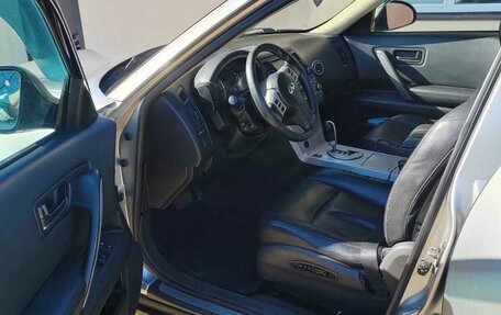 Infiniti FX I, 2004 год, 670 000 рублей, 12 фотография