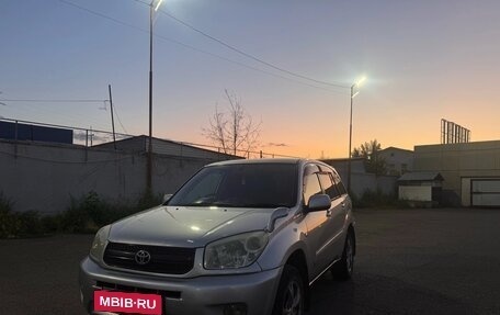 Toyota RAV4, 2004 год, 1 050 000 рублей, 10 фотография