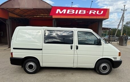 Volkswagen Transporter T4, 2002 год, 1 025 000 рублей, 3 фотография
