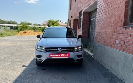 Volkswagen Tiguan II, 2019 год, 2 749 990 рублей, 6 фотография