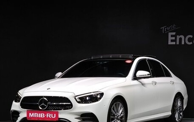 Mercedes-Benz E-Класс, 2021 год, 3 900 000 рублей, 1 фотография