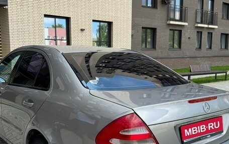 Mercedes-Benz E-Класс, 2002 год, 870 000 рублей, 1 фотография
