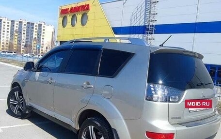 Mitsubishi Outlander III рестайлинг 3, 2008 год, 1 150 000 рублей, 14 фотография