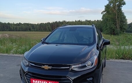 Chevrolet Trax, 2021 год, 1 645 000 рублей, 2 фотография