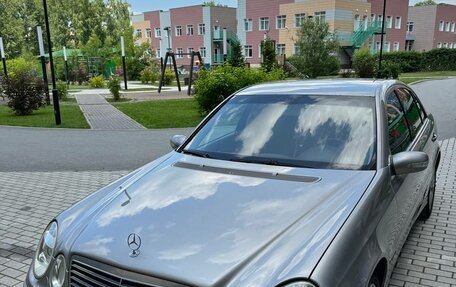 Mercedes-Benz E-Класс, 2002 год, 870 000 рублей, 8 фотография