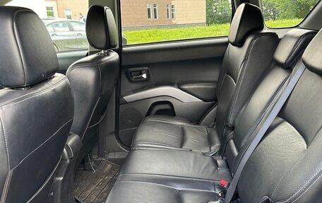 Mitsubishi Outlander III рестайлинг 3, 2007 год, 945 000 рублей, 20 фотография