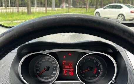 Mitsubishi Outlander III рестайлинг 3, 2007 год, 945 000 рублей, 18 фотография