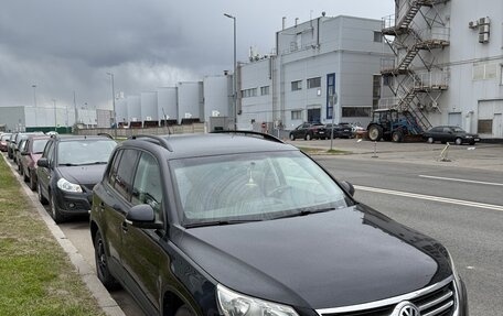 Volkswagen Tiguan I, 2010 год, 990 000 рублей, 2 фотография