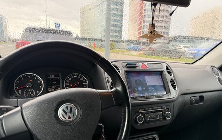 Volkswagen Tiguan I, 2010 год, 990 000 рублей, 13 фотография