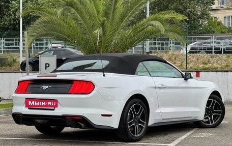 Ford Mustang VI рестайлинг, 2021 год, 3 550 000 рублей, 5 фотография
