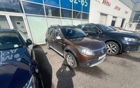 Renault Sandero I, 2013 год, 730 000 рублей, 2 фотография