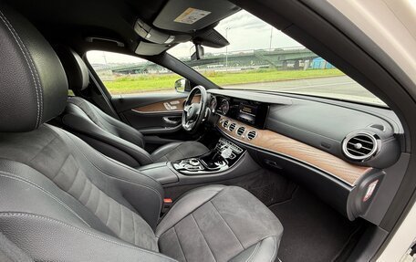 Mercedes-Benz E-Класс, 2016 год, 3 150 000 рублей, 12 фотография