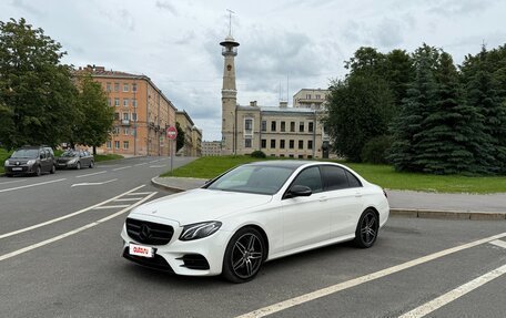 Mercedes-Benz E-Класс, 2016 год, 3 150 000 рублей, 30 фотография