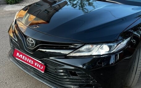 Toyota Camry, 2018 год, 1 100 000 рублей, 2 фотография