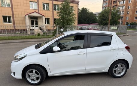 Toyota Vitz, 2011 год, 750 000 рублей, 3 фотография