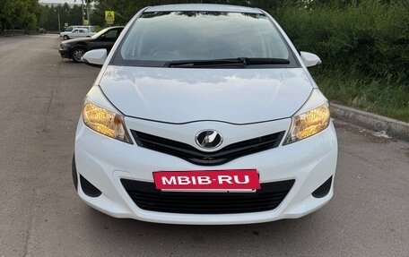 Toyota Vitz, 2011 год, 750 000 рублей, 10 фотография