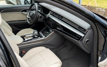 Audi A8, 2022 год, 7 400 000 рублей, 13 фотография