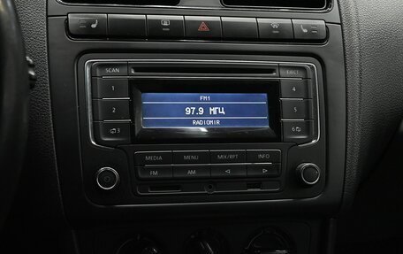 Volkswagen Polo VI (EU Market), 2013 год, 950 000 рублей, 13 фотография