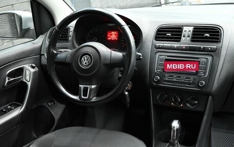 Volkswagen Polo VI (EU Market), 2013 год, 950 000 рублей, 12 фотография