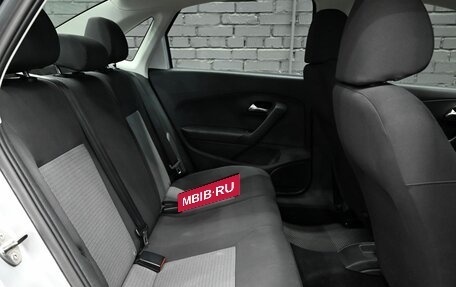 Volkswagen Polo VI (EU Market), 2013 год, 950 000 рублей, 15 фотография