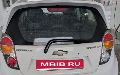 Chevrolet Spark III, 2011 год, 500 000 рублей, 5 фотография