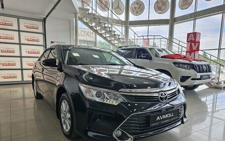 Toyota Camry, 2015 год, 1 990 000 рублей, 4 фотография