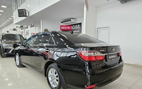 Toyota Camry, 2015 год, 1 990 000 рублей, 6 фотография