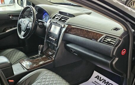 Toyota Camry, 2015 год, 1 990 000 рублей, 19 фотография