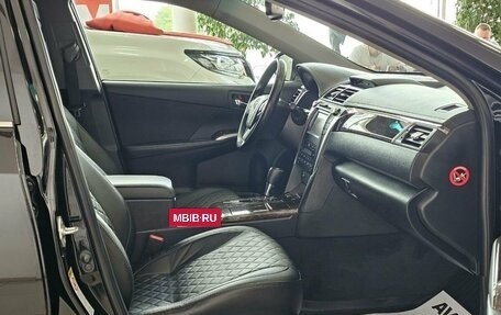 Toyota Camry, 2015 год, 1 990 000 рублей, 18 фотография
