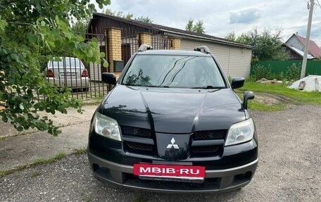 Mitsubishi Outlander III рестайлинг 3, 2002 год, 475 000 рублей, 2 фотография