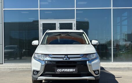 Mitsubishi Outlander III рестайлинг 3, 2017 год, 2 185 000 рублей, 3 фотография