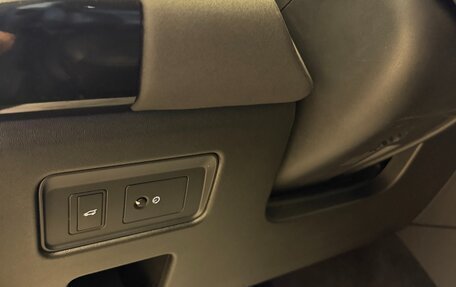 Land Rover Discovery IV, 2017 год, 3 200 000 рублей, 16 фотография