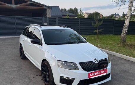 Skoda Octavia RS, 2014 год, 2 400 000 рублей, 3 фотография