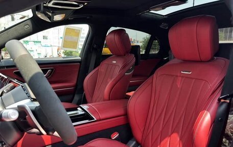 Mercedes-Benz S-Класс AMG, 2024 год, 33 000 000 рублей, 19 фотография